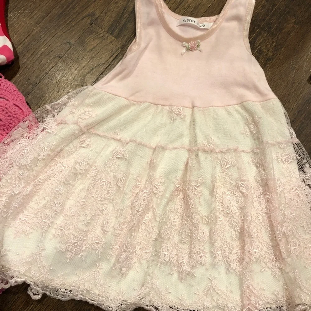 Set of 2 sister Sam dresses 18M ✨⭐️